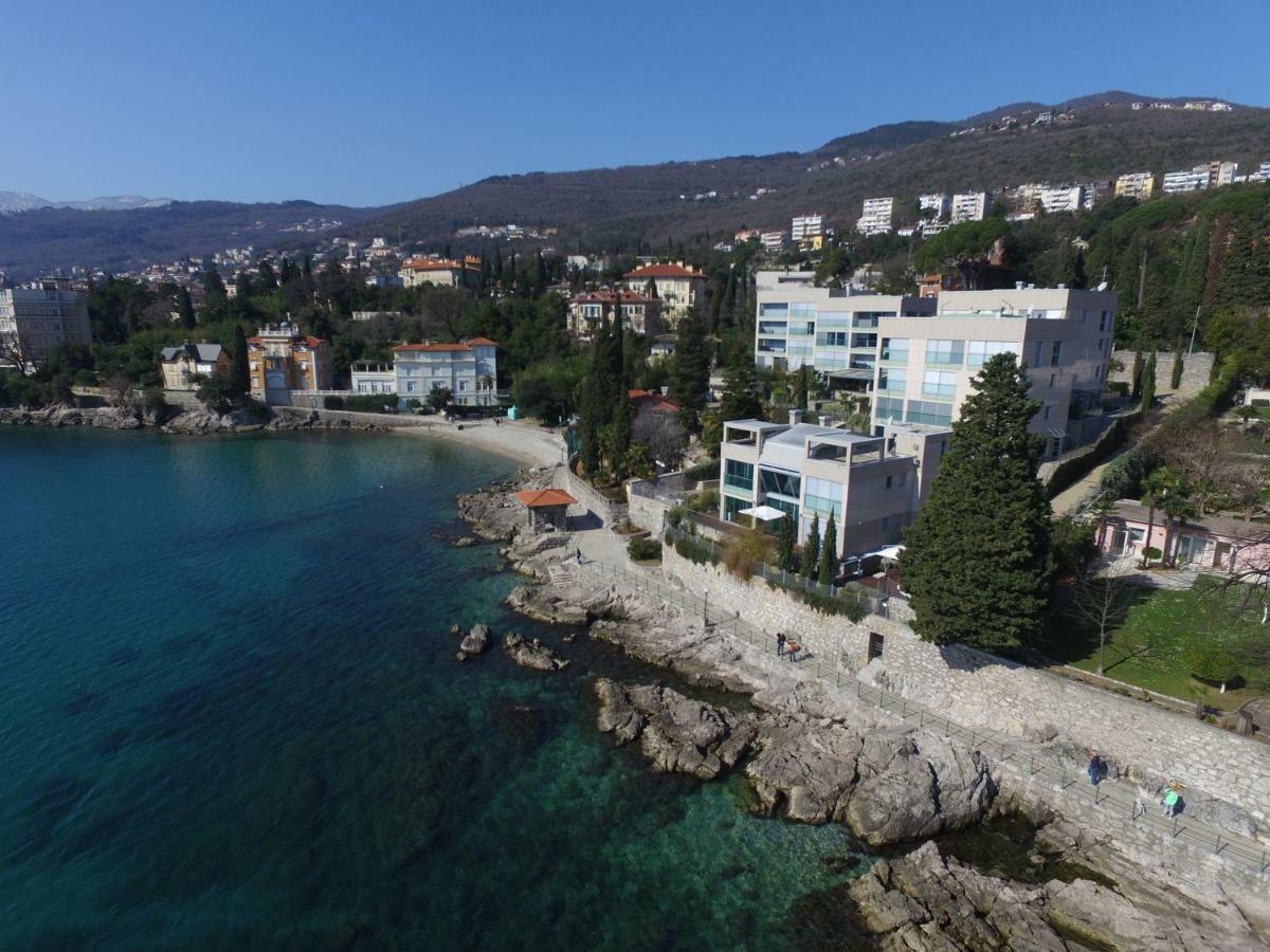 Deluxe Apartment Volosko Opatija Eksteriør bilde